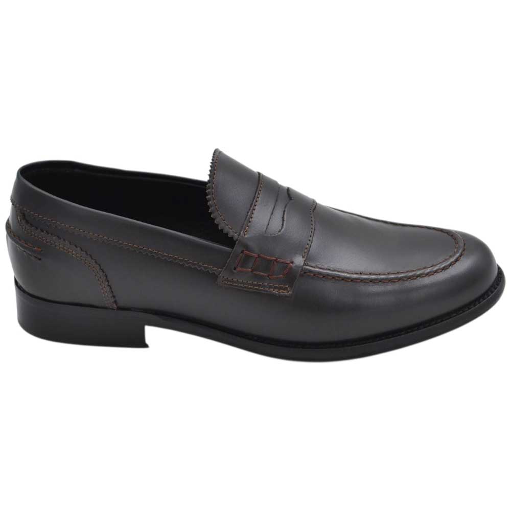Scarpe uomo mocassino con bendina marrone in vera pelle opaca business fondo cuoio con antiscivolo.