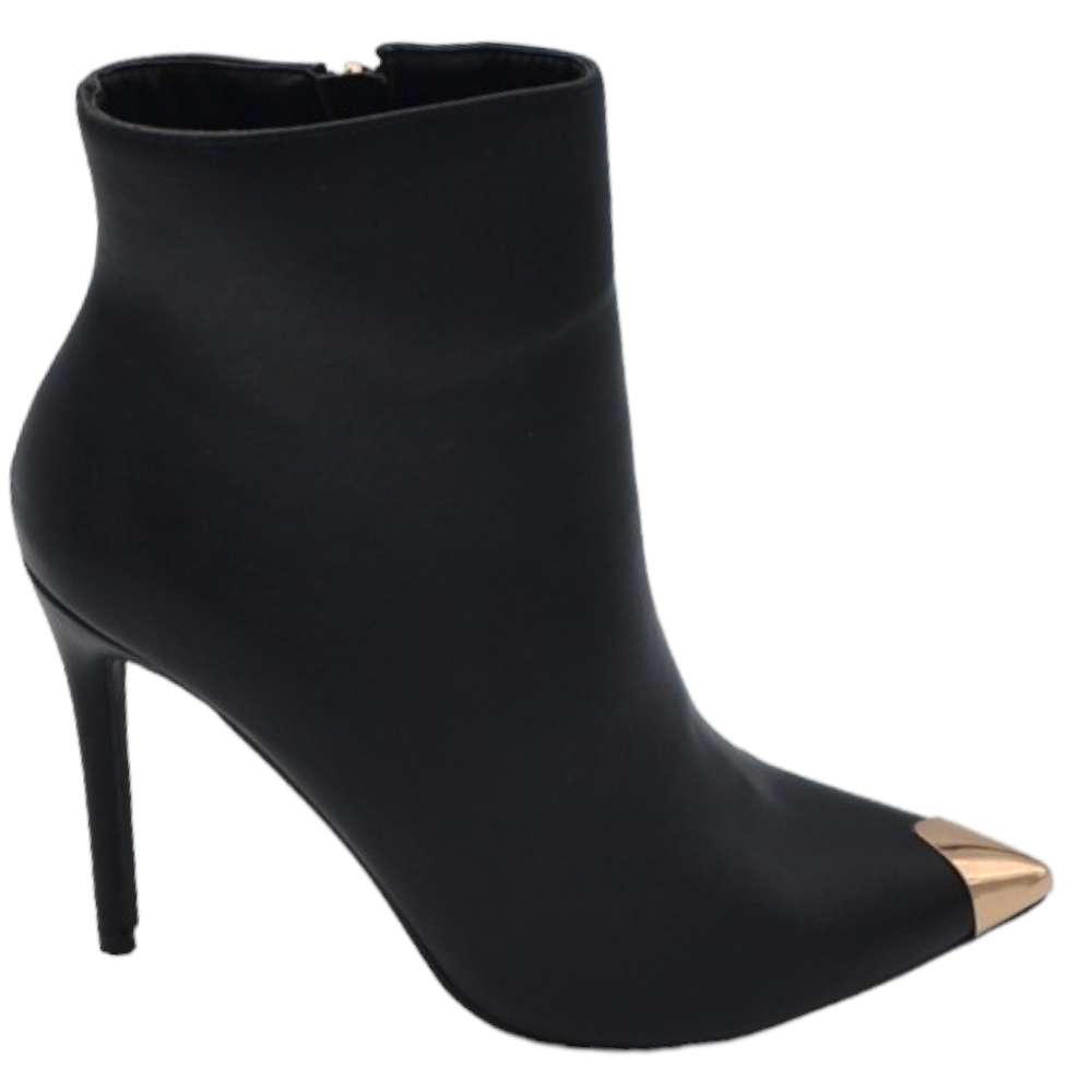 Stivaletto Tronchetto donna nero  pelle linea basic con dettaglio dorato in punta zip tacco a spillo12