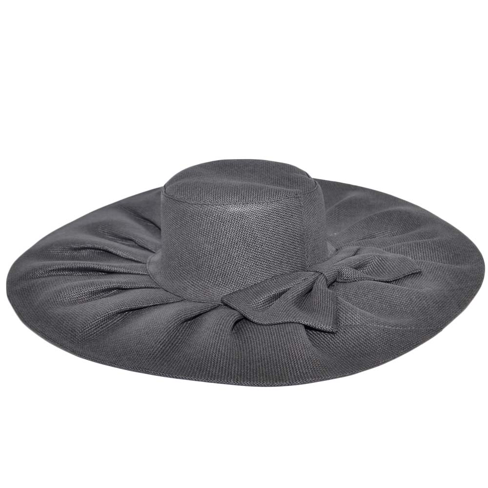 Cappello parasole di paglia nero elettrico donna elegante tesa larga fiocco pieghe flessibile e pieghevole per l’estate.