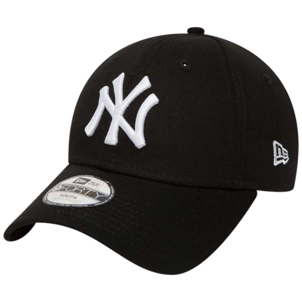 New Era Los Angeles Lakers Black Base 9forty Snapback cap.