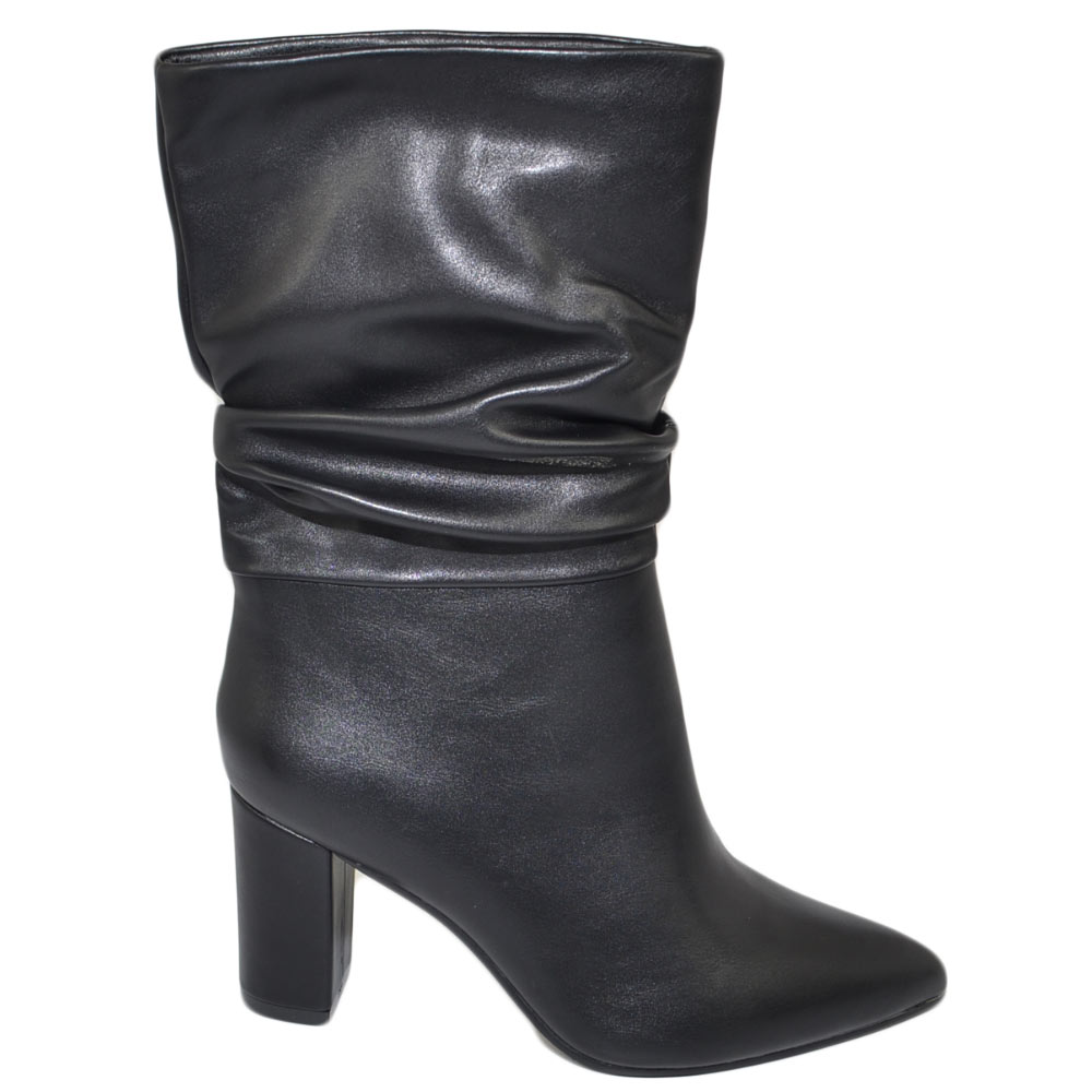 Stivali donna tronchetto a punta nero in pelle con tacco largo comodo arricciato meta' polpaccio zip moda tendenza
