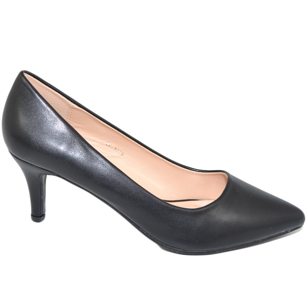 Decollete' scarpe donna a punta nero tacco a spillo midi 5 cm in pelle matte comodo per cerimonie eventi ufficio