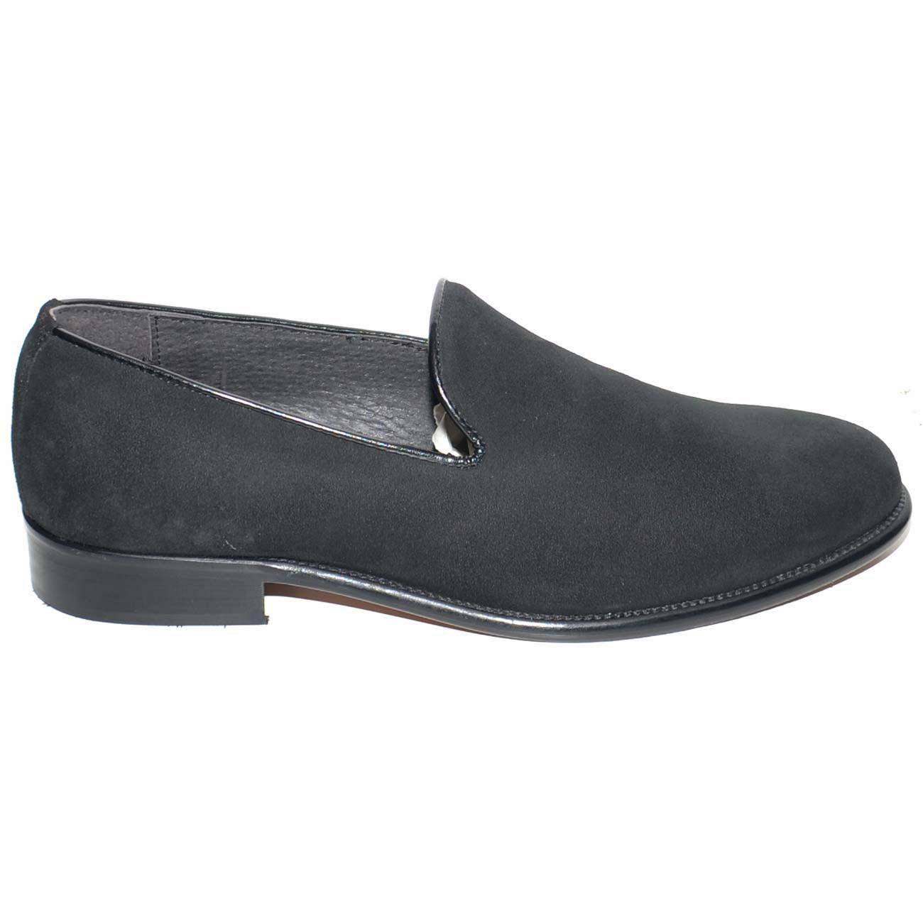 Mocassino uomo slip on classico in vero camoscio nero a pelo rasato con fondo cuoio artigianale fatti a mano in italia