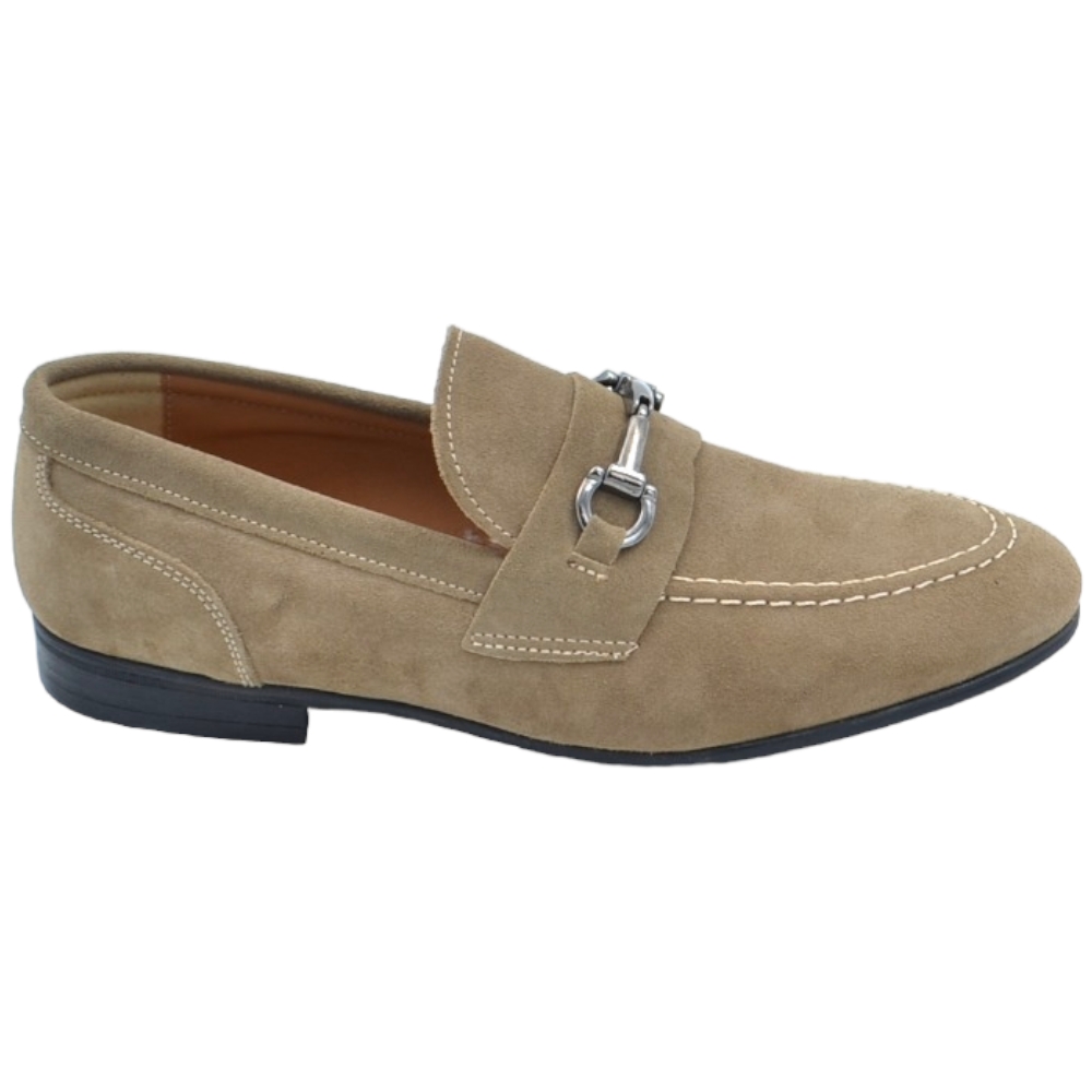 Scarpe uomo mocassino in vera pelle camoscio beige morsetto argento suola in gomma con antiscivolo tallone rinforzato