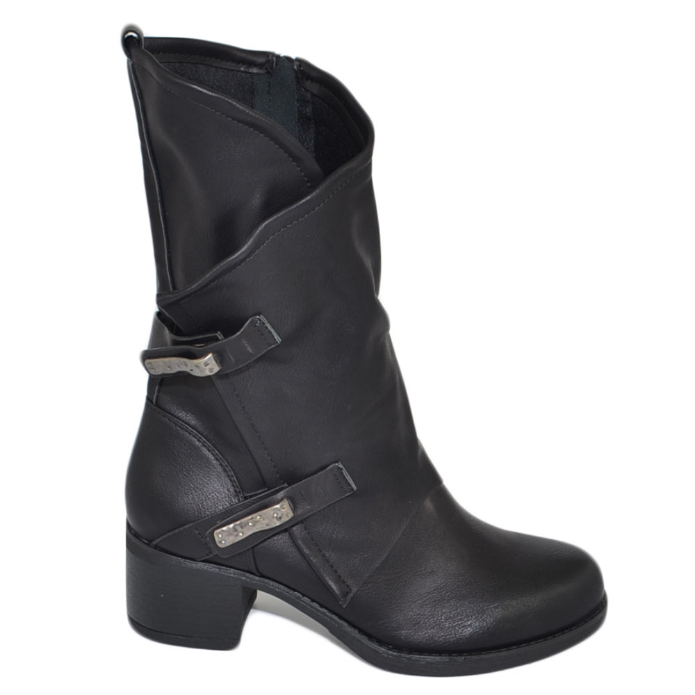 Stivali biker donna nero con fibbie linea basic moto riders con zip fondo alto gomma comfort crepe altezza gambaletto