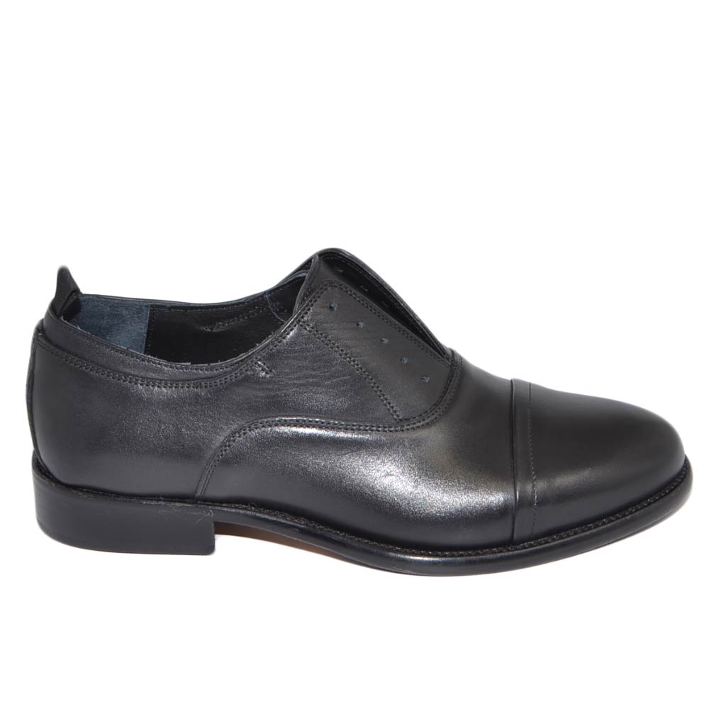 Scarpe uomo stringata elastico inglese punta alzata vera pelle nappa nero made in italy fondo vero cuoio con antiscivolo.