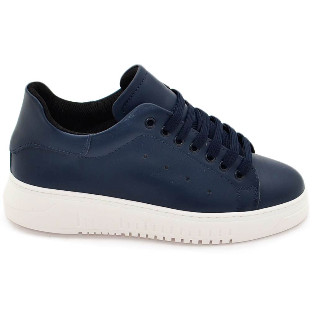 Sneakers uomo army in vera pelle vitello spazzolato blu con fondo ginnico bianco alto street style casual 
