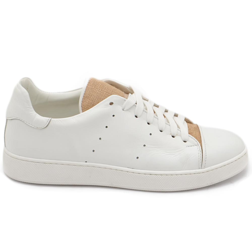 Scarpa sneakers bianco con linguetta beige uomo basic vera pelle lacci comodo fondo in gomma bianco basso sportiva