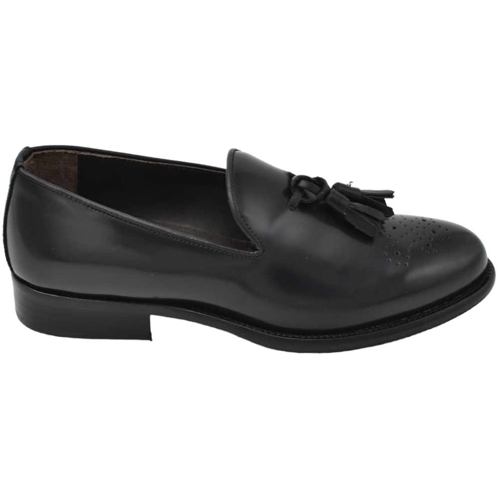 scarpe mocassino uomo nero moda classico vero cuoio eleganti cerimonia eventi casual campanelle e monogramma in punta 