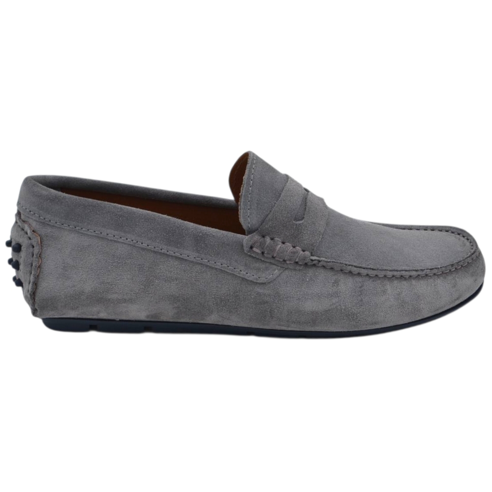 Scarpe uomo mocassino in vera pelle camoscio grigio con bendina suola in gomma piatta elegante.