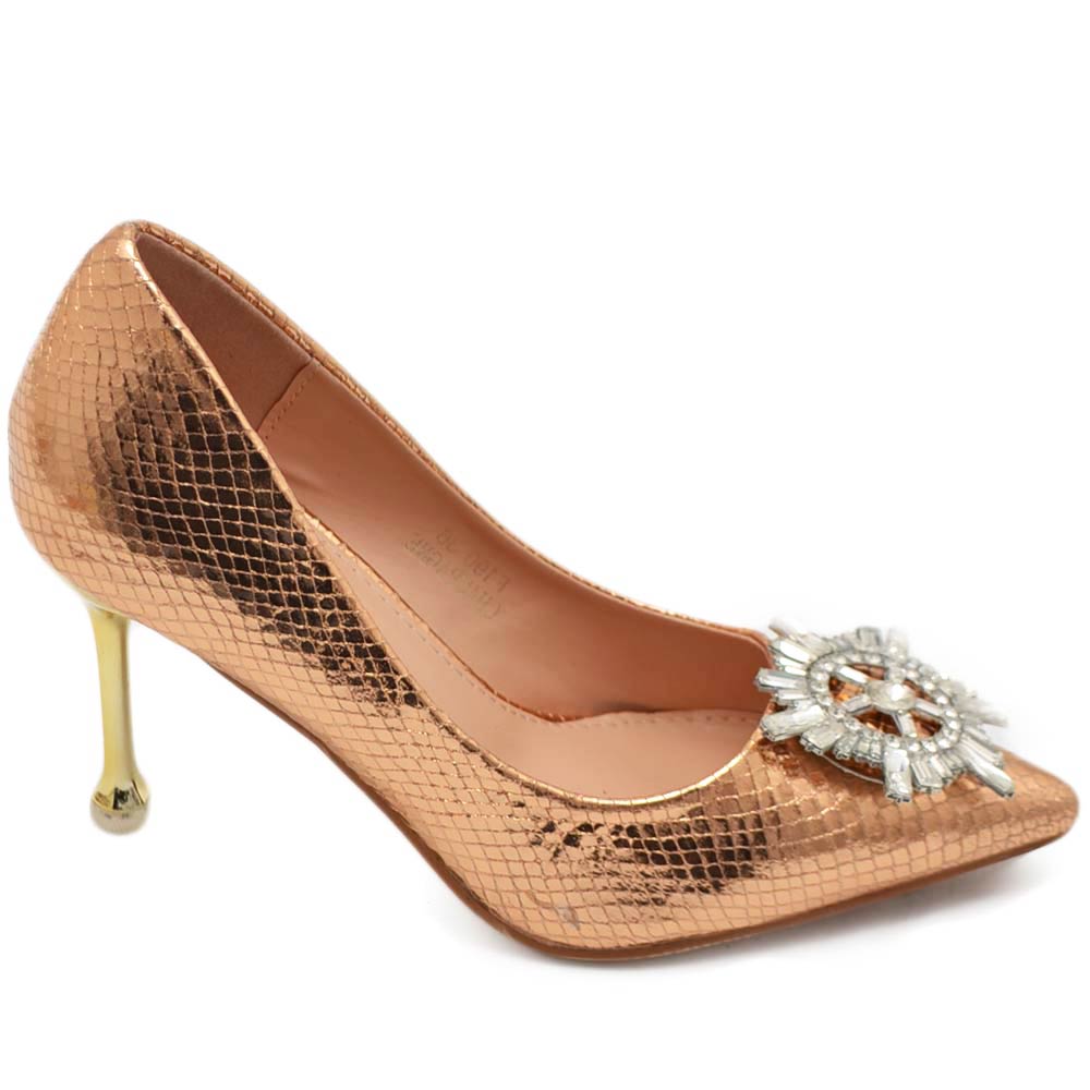 Decolette' scarpa donna in laminato lucido cocco oro rosa gioiello spilla bussola argento in punta tacco sottile 12 cm