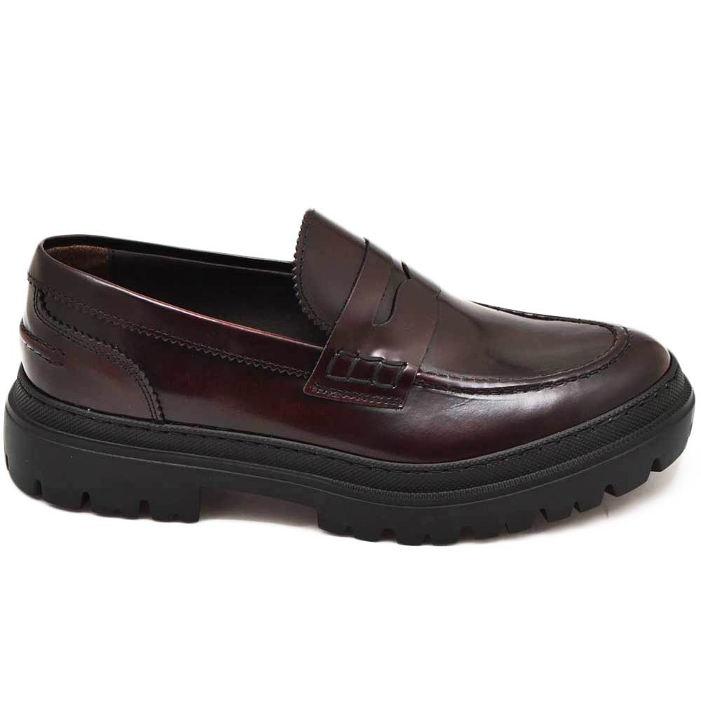 Scarpe mocassino uomo vera pelle abrasiva bordeaux semilucido con bendina gomma alta zigrinata classico made in Italy