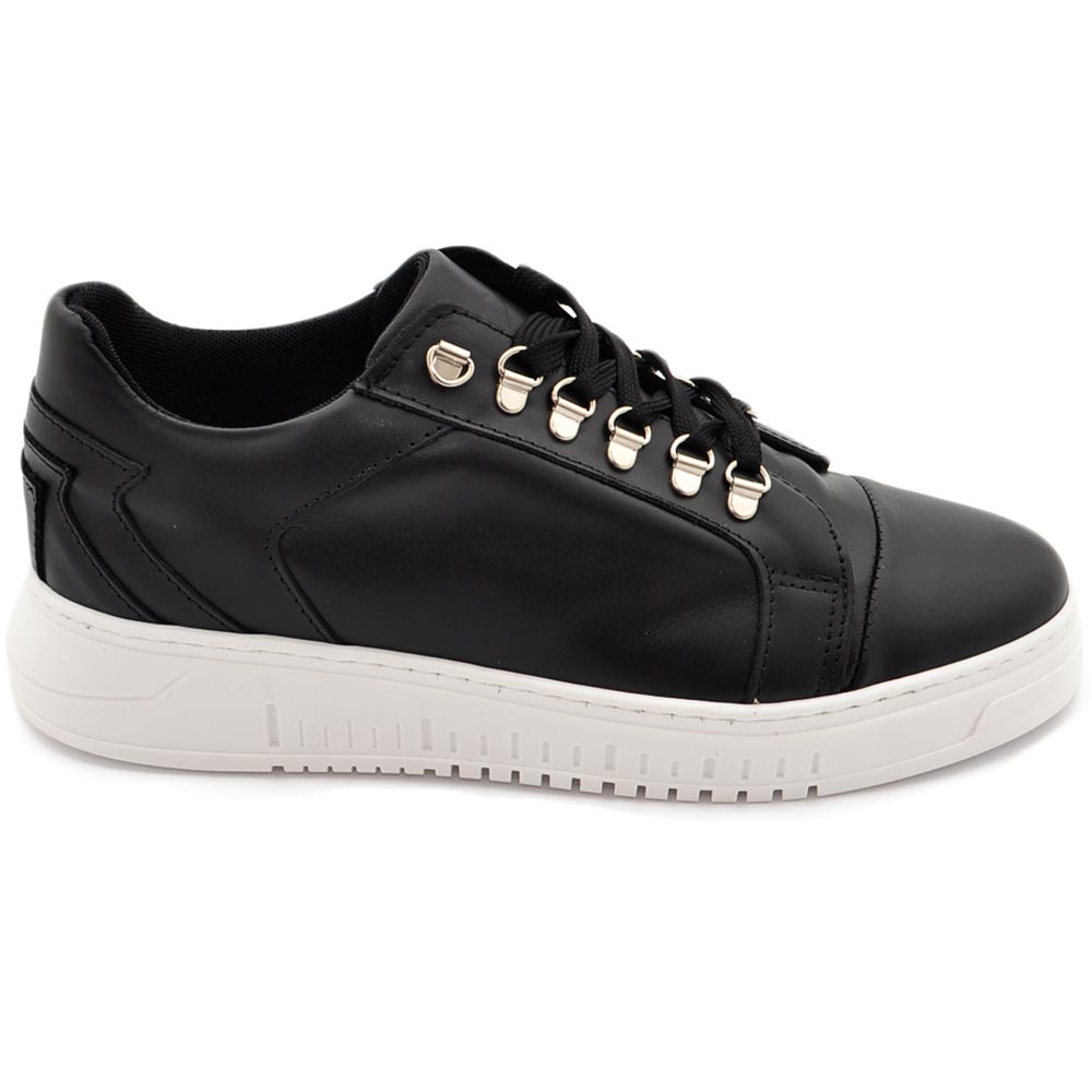 Sneakers bassa uomo vitello nero in vera pelle con punta liscia ganci argento fondo army bianco moda giovane street