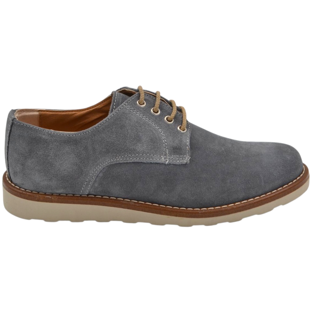 Scarpa uomo stringata in pelle scamosciato grigio con cucitura in punta fondo gomma zigrinato alto handmade.