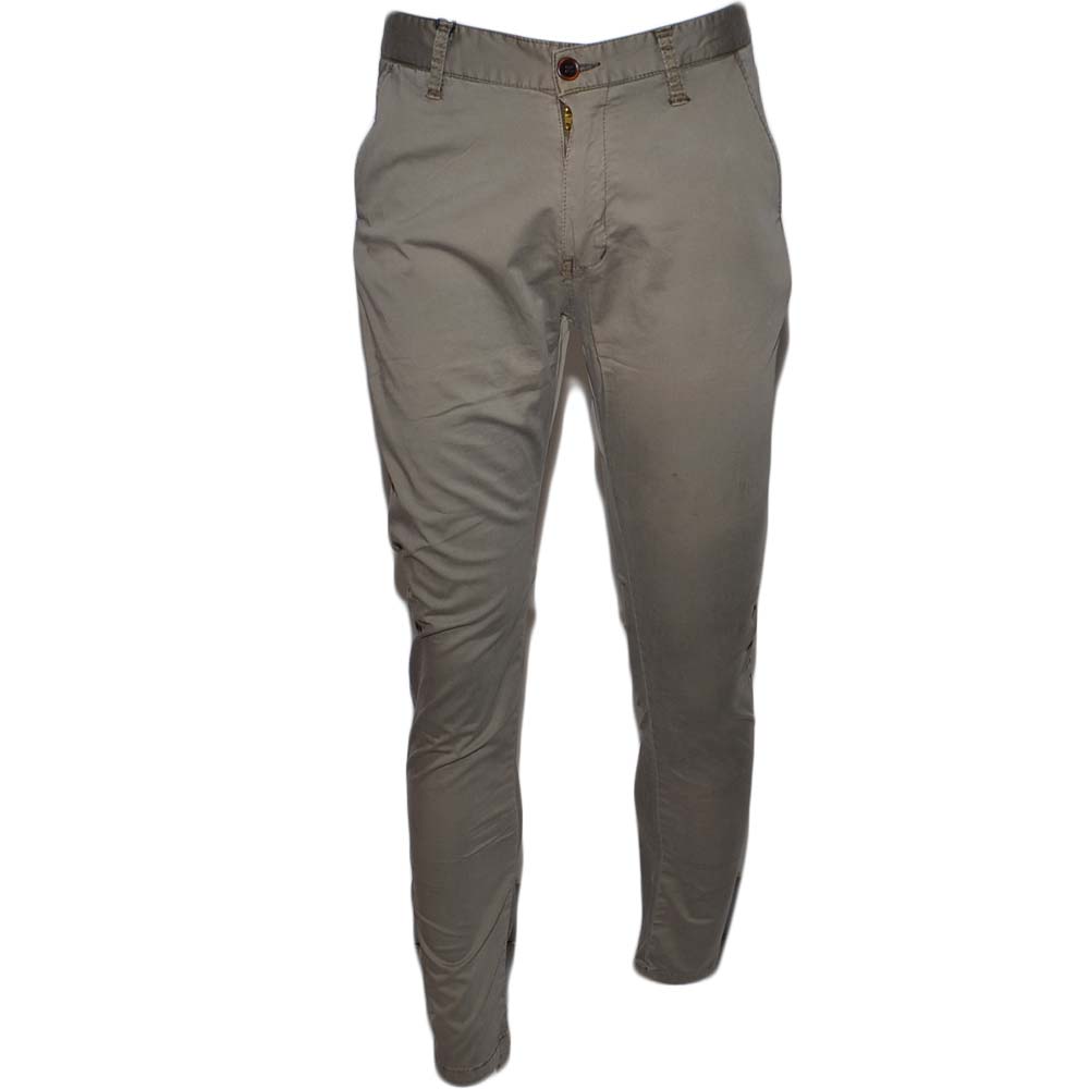 Pantaloni fango in cotone, Skinny Fit con tasca americana . Chiusura con bottone e cerniera..