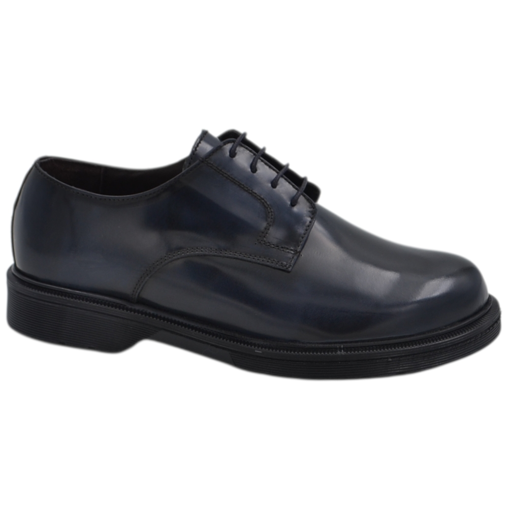 Scarpa stringata uomo liscia blu in vera pelle abrasivata con fondo gomma mem businessman handmade in italy.