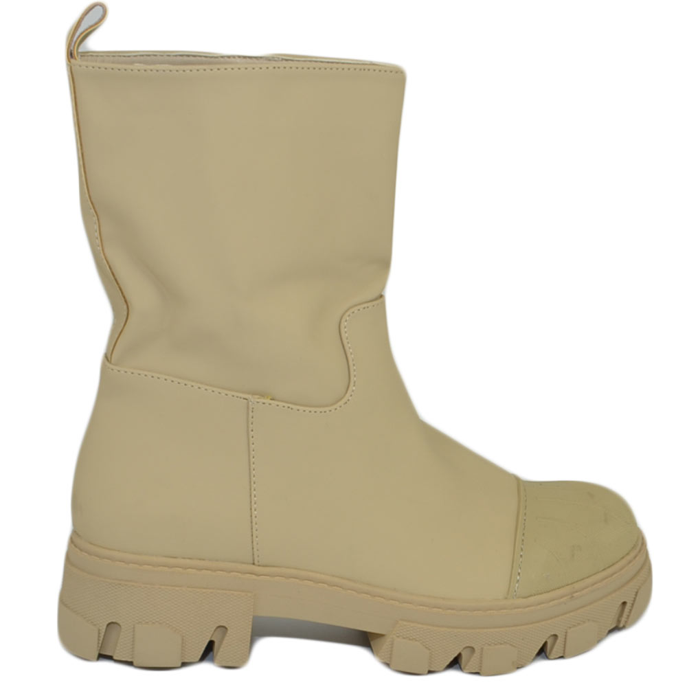 Stivaletto donna combat boots impermeabile beige gommato punta fondo alto carrarmato moda tendenza