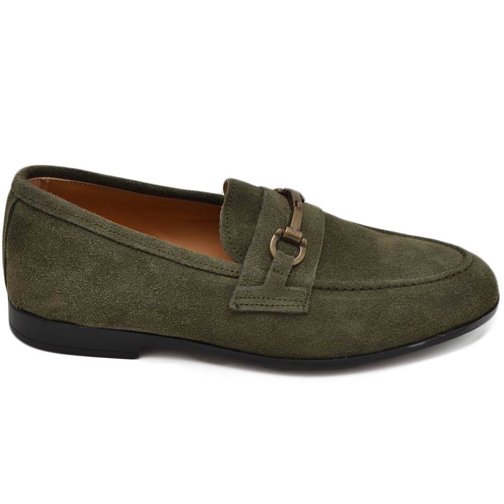 Scarpe uomo mocassino in vera pelle camoscio verde morsetto argento suola in gomma pantofola elegante